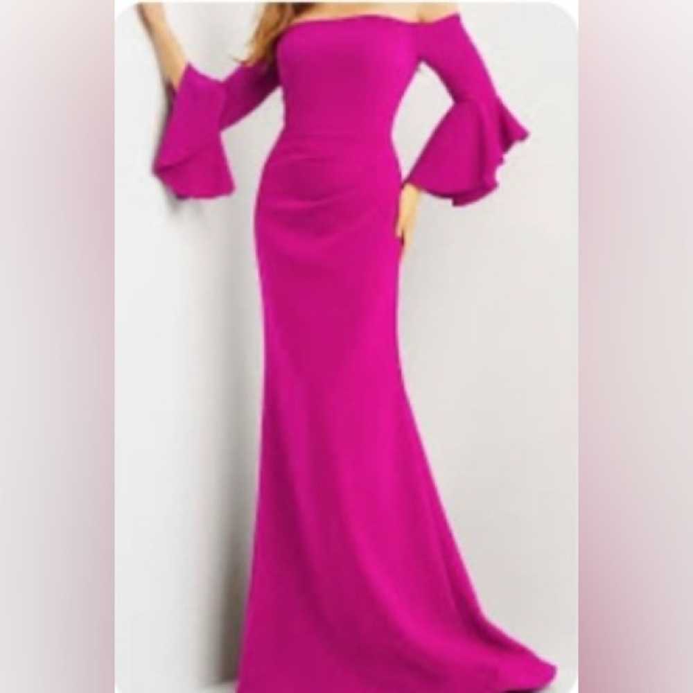 NWT GORGEOUS Jovani Fuchsia Long Sleeve Gown